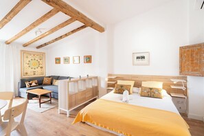 1 chambre, fer et planche à repasser, Wi-Fi, draps fournis