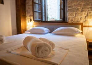 Deluxe Double or Twin Room | Free WiFi - Bujtina Kapllani (Berat)