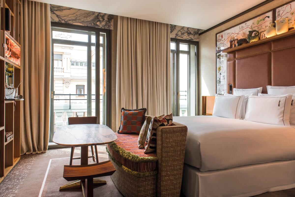 Executive Room | Egyptian cotton sheets, premium bedding, down comforters