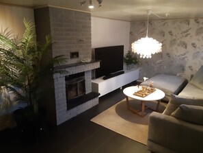 TV connectée, cheminée