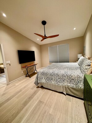 2 bedrooms, desk, iron/ironing board, free WiFi
