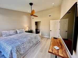 2 Schlafzimmer, Schreibtisch, Bügeleisen/Bügelbrett, kostenloses WLAN