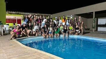 42-inch TV with cable channels