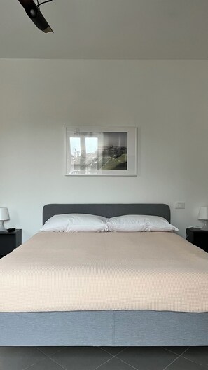 Apartamento conforto | Escrivaninha, espaço de trabalho para notebook, Wi-Fi de cortesia