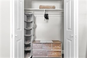 Interior - Perfect Location for Sports and Concert Venues! - La Cabina (Tampa)