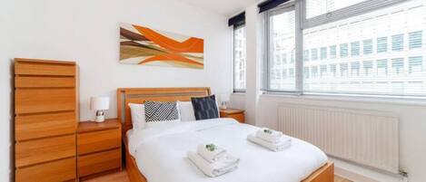 1 chambre, fer et planche à repasser, Wi-Fi gratuit, draps fournis