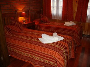 Twin Room | Free WiFi - Toucan Lodge (Puerto Iguazú)