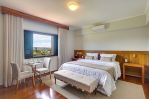Exclusive Double Room | 1 bedroom, Egyptian cotton sheets, premium bedding, pillowtop beds - Villa Boréal Hostellerie (Águas de Lindóia)