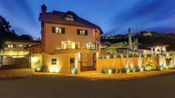 Façade de l’hébergement