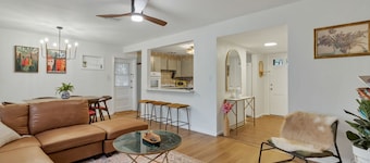 Spacious Home - Quiet, yet close to everything! Fully fenced in and pet friendly