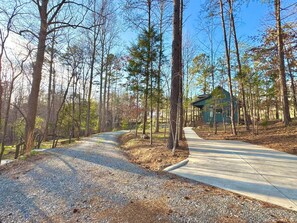 Property grounds - The Stone - Modern Cabin on 40+ acres, 10 mins from Tryon Equestrian Center TIEC (Rutherfordton)