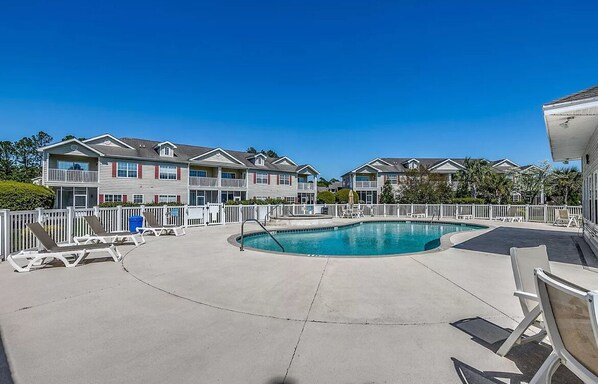Outdoor pool - Welcome to the perfect getaway. (Myrtle Beach)
