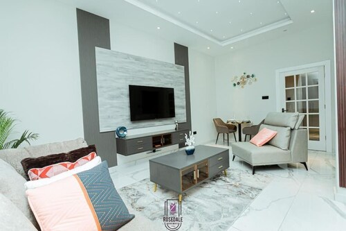 Modern Accra Home-West Legon 