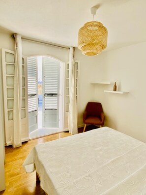 4 camere, Wi-Fi, lenzuola