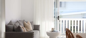 No 2 Luana - Pet friendly holiday townhouse