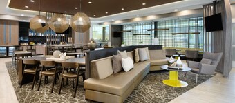 萬豪春丘套房酒店 多森