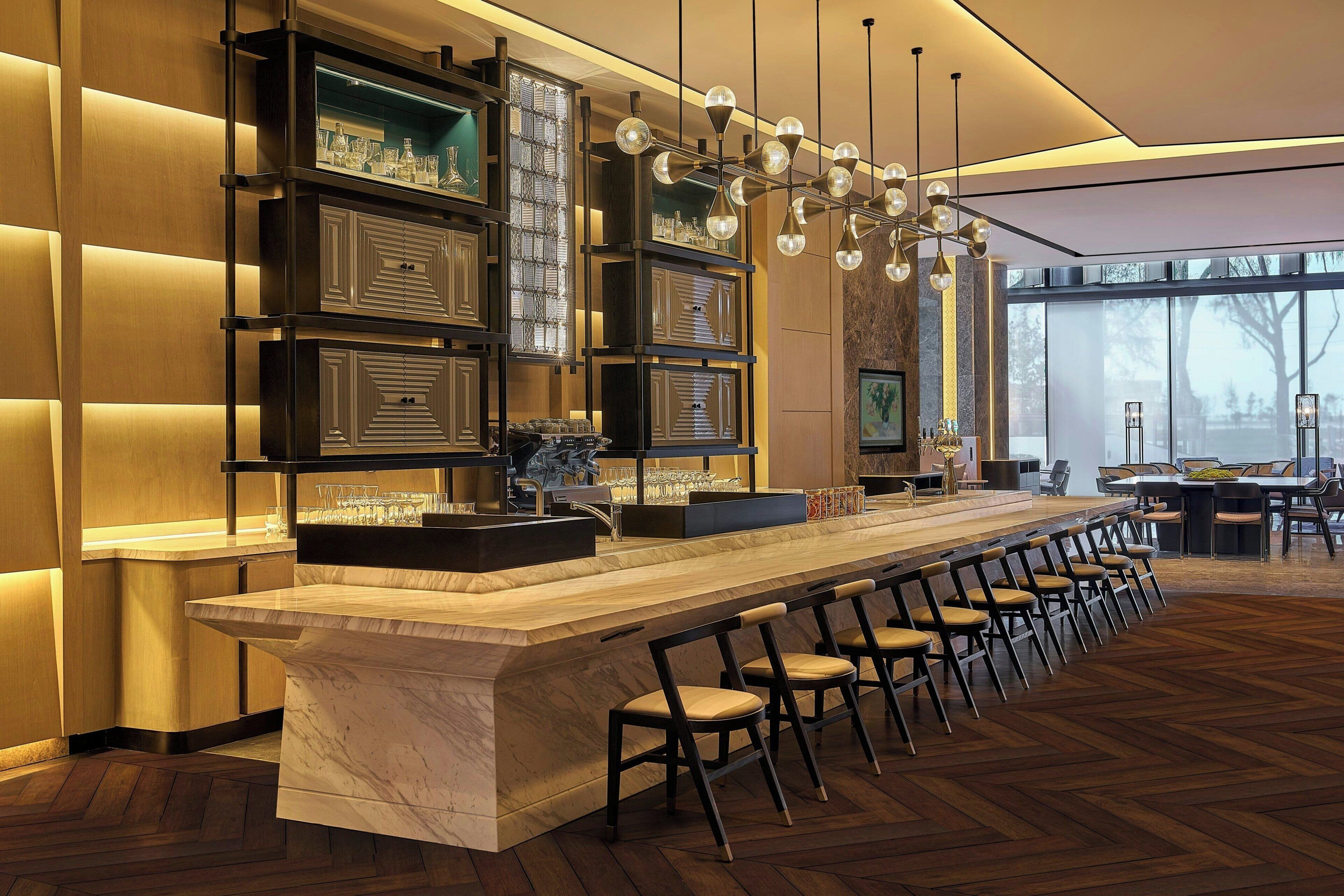 Lobby lounge
