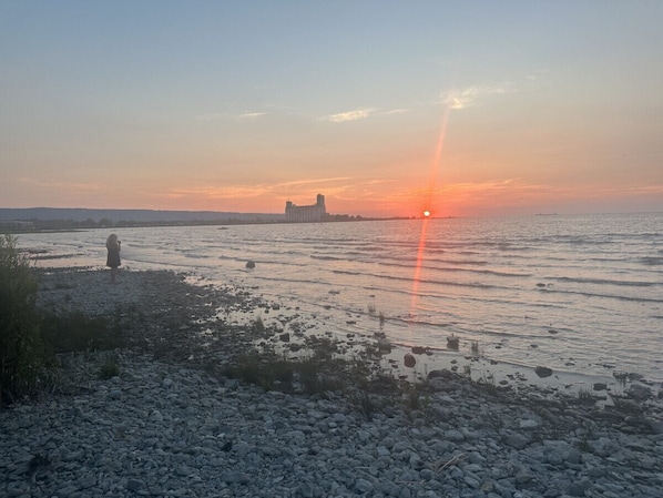 Una playa cerca