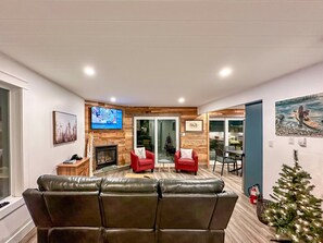 Smart TV, fireplace, books