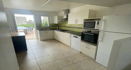 Maison 10/12pers centre bourg Ă 5mn du Puy Du Fou
"AU COEUR DU BOURG"