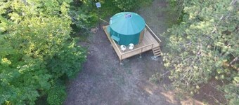 Forest Yurt 1 hour from Toronto
