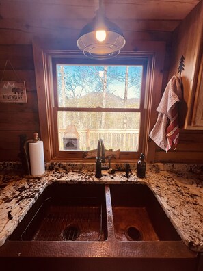 Interior - Chalet Cabin, Mountain Views, Spa tub near Helen with hiking trail to creek (Sautee Nacoochee)