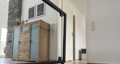 Lichtdurchflutete Ferienwohnung in Bendorf-sayn am Rhein