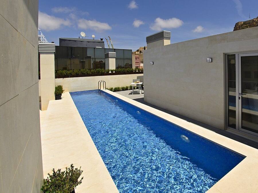 Outdoor pool, pool loungers