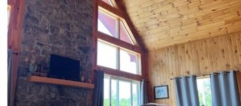 Private Hideaway in NH Mountains
