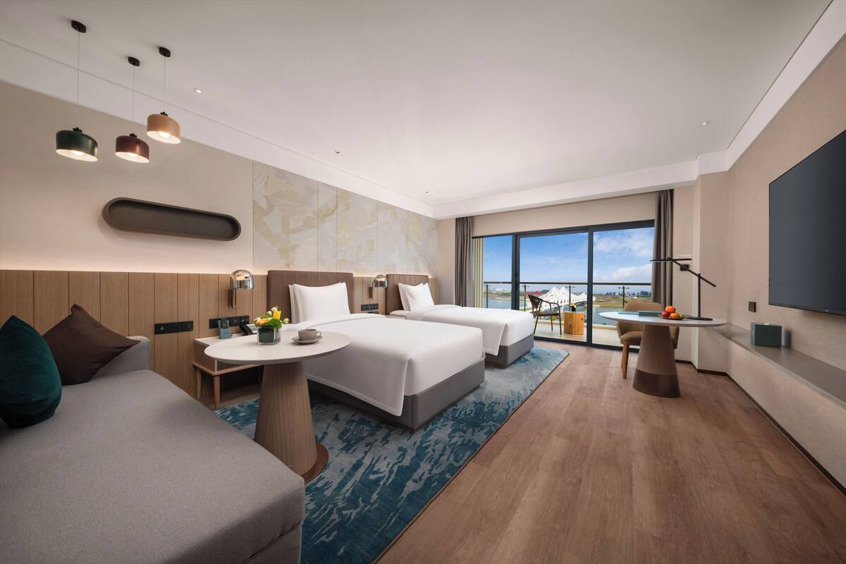 2 Twin Premium River View