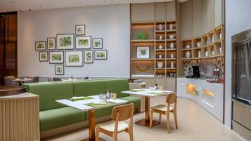 Desayuno buffet (CNY 98 por persona)