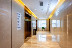 Interior - Holiday Inn Express Xi An Guangyuntan by IHG (Xi'an)