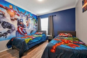 5 slaapkamers, een bureau, reisbedje, gratis wifi