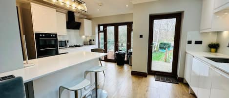 Deluxe Penthouse | Living area