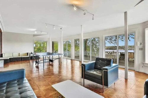 Majestic RiverView Estate - Breathtaking Views