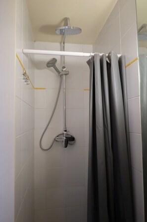 Dusche, Haartrockner