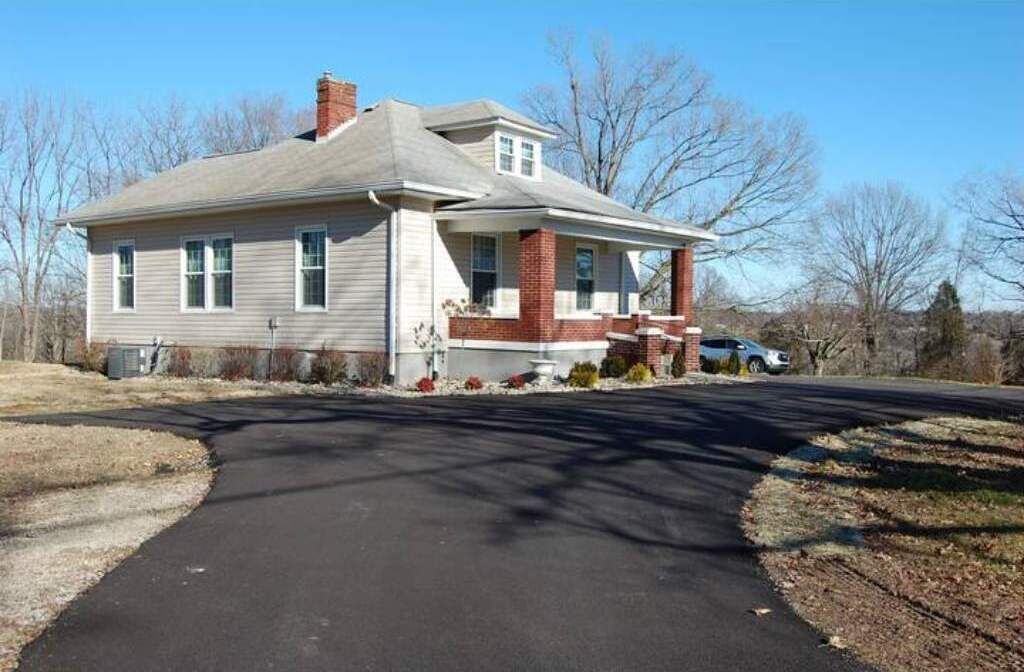 Valhalla View Home-Minutes to Golf Course-Perfect for Golfers, Horses, Trailers
