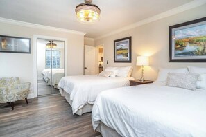 1 habitación, tabla de planchar con plancha, cuna de viaje y wifi