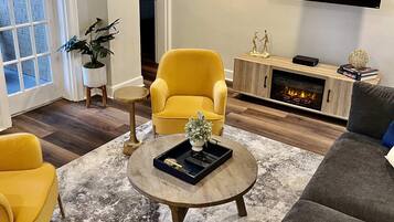 TV, fireplace, offices