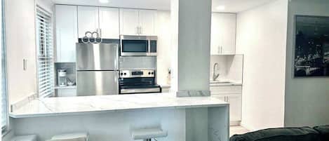 Fridge, microwave, oven, stovetop