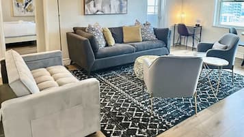 TV, fireplace, offices