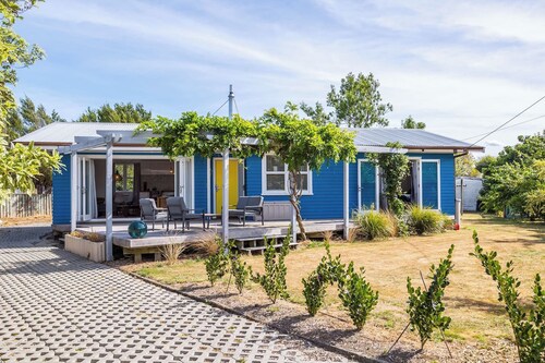 Little Blue Bach, Martinborough