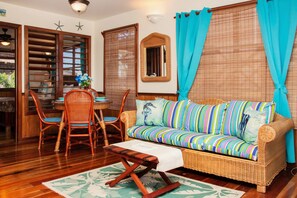 Deluxe Condo, Ensuite, Beach View (Beach Front 1st Floor) | Lounge - Villas De Isla Bonita - A1 (San Pedro)