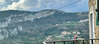 In Einem: Berge und Meer in Ligurien