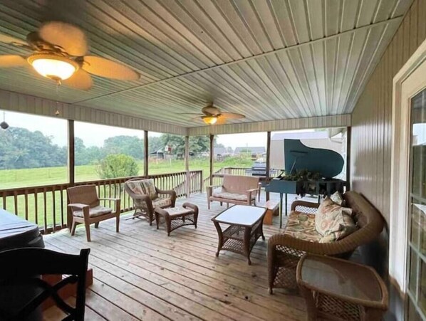 Terrace/patio
