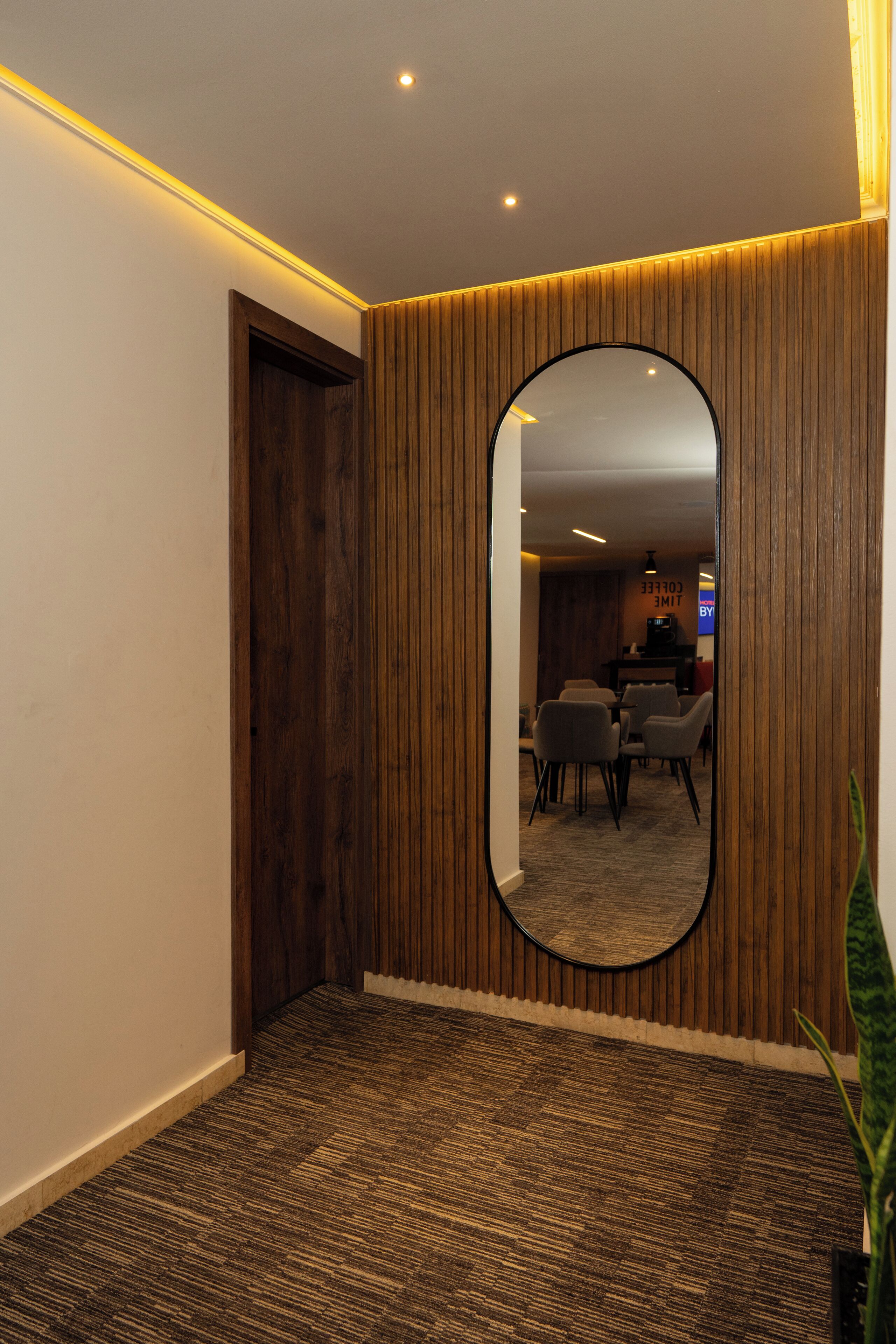 Photo - Hotel ByHours Las Américas