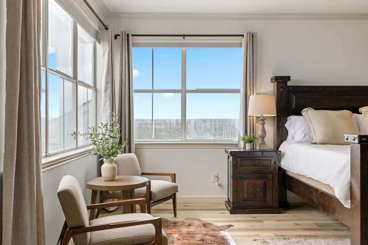 4 chambres, fer et planche à repasser, lit parapluie, Wi-Fi gratuit