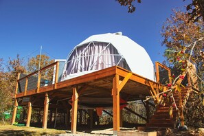Exterior - Elevated Geo Dome pool/hot tub (Athens)