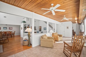 House, Multiple Beds, Kitchen | Living area | 42-inch flat-screen TV with cable channels, TV - Spacious 4 Bed, 3 Bath Home in Prime Location w/ Breathtaking Marsh Views (Fripp Island)