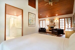 7 chambres, fer et planche à repasser, Wi-Fi, draps fournis